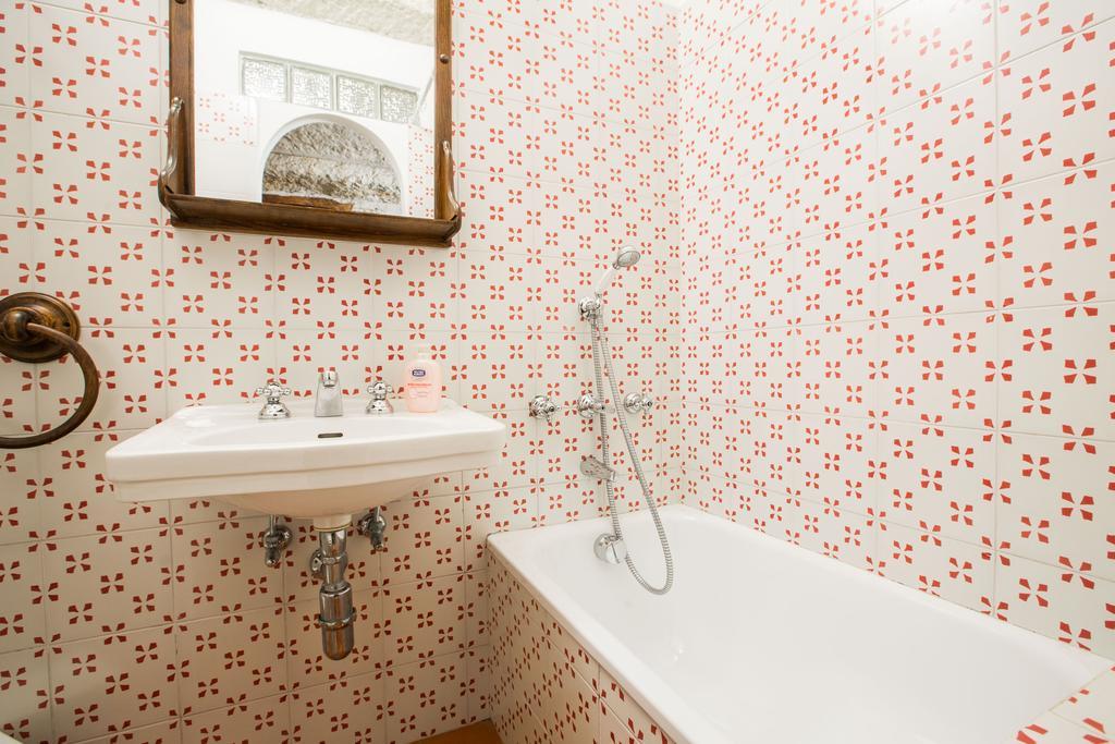 Il Batti Apartment Water Front And Private Beach Toscolano-Maderno Exterior foto